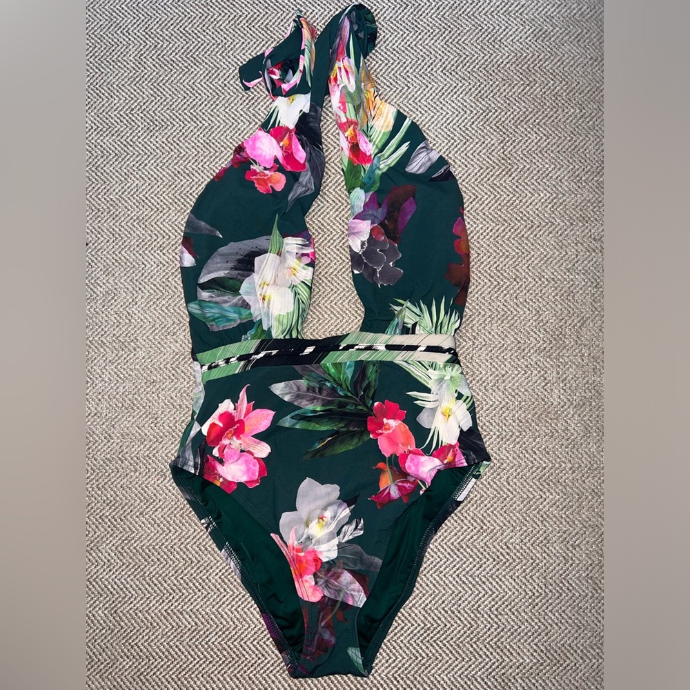 La Blanca One Piece swimsuit